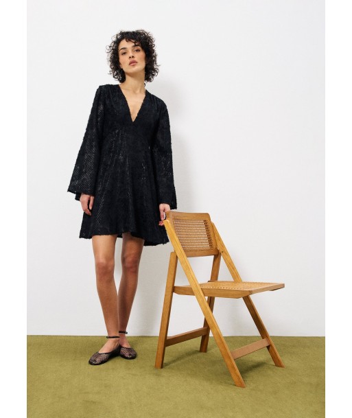 Robe ADELYS Noir une grave pollution 