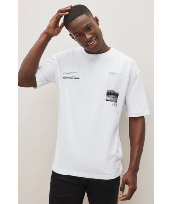 White Desert Text Back Print T-Shirt la colonne vertébrale