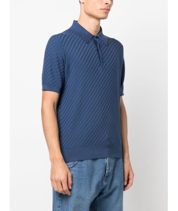 Waffle Texture Knitted Polo Shirt s'inspire de l'anatomie humaine