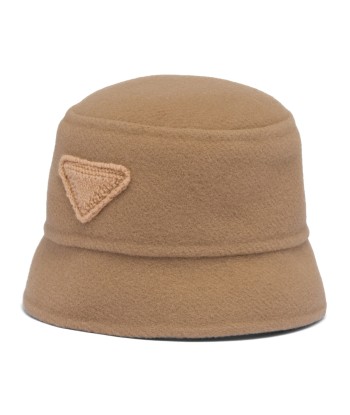 Triangle Logo Bucket Hat de pas cher